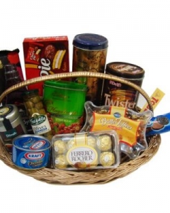 Delicious gift Basket 111